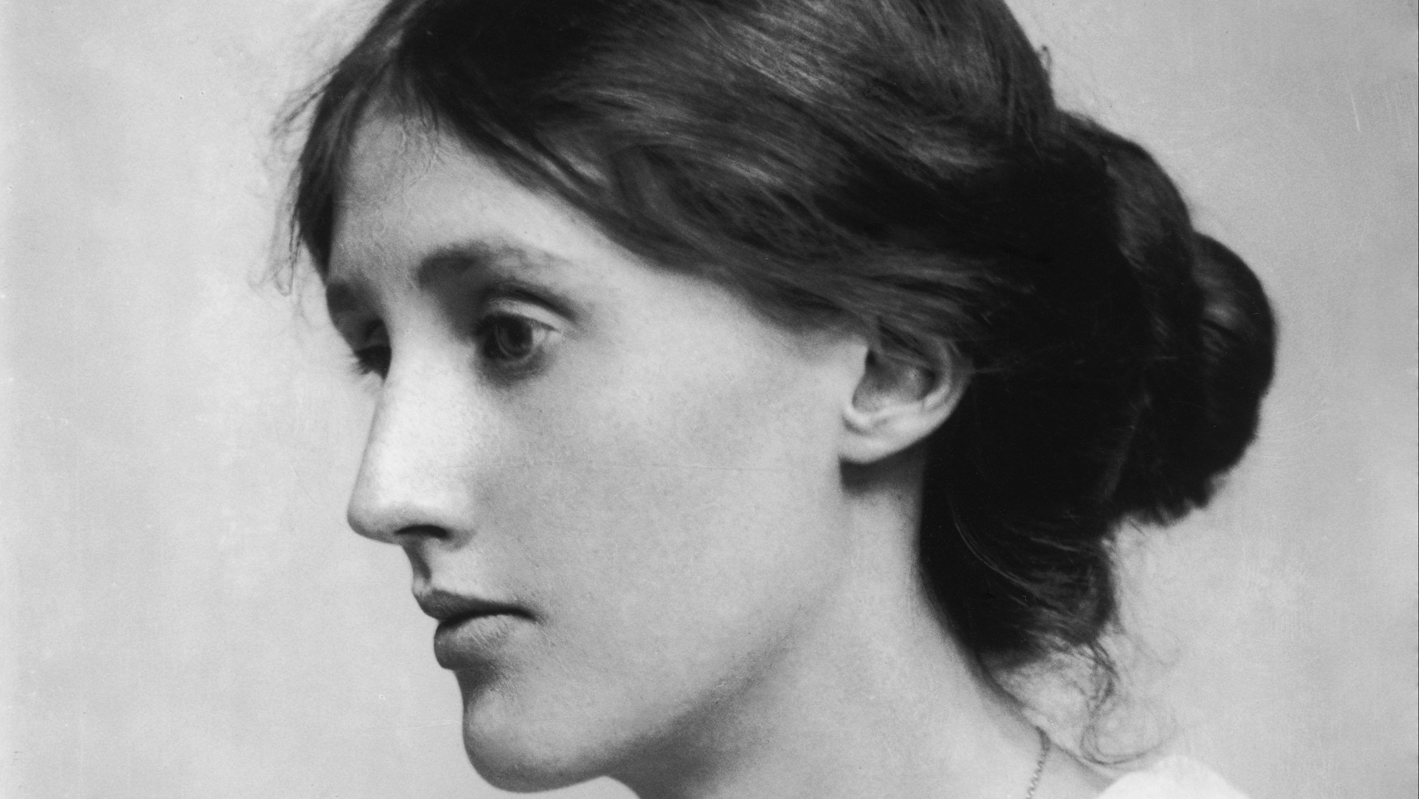 george_charles_beresford_-_virginia_woolf_in_1902-e1516902098788