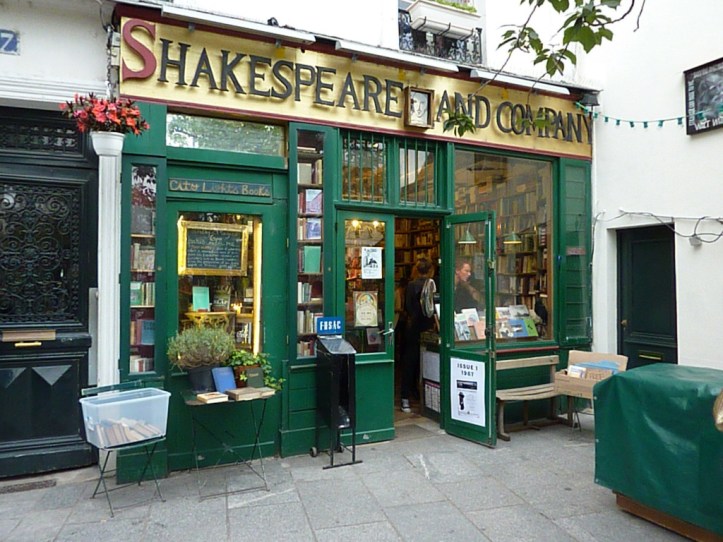 shakespeare-and-company-2-1024x768
