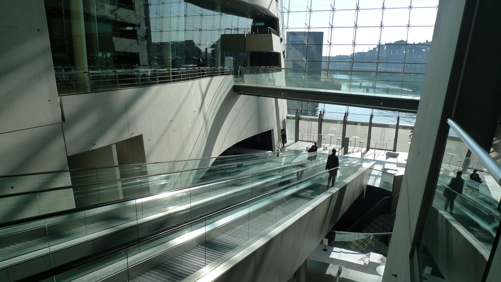 14712238777_31249603ca_b