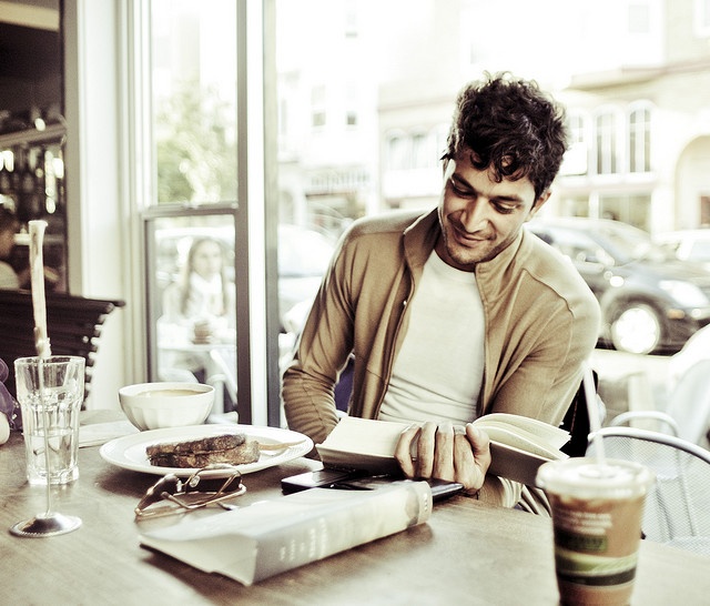 aff9ddd7f6abc4befa5e4317a5eee5e6-reading-is-sexy-coffee-drinkers