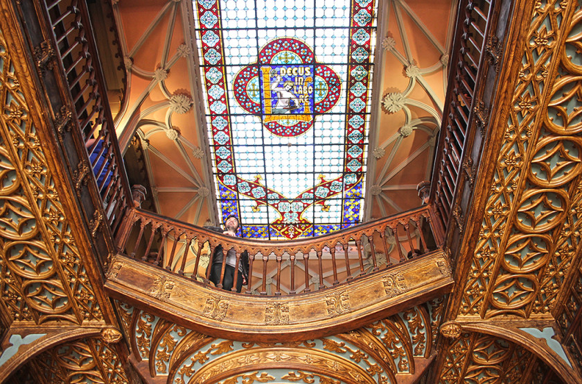 bookstore-porto-livraria-lello-840x554